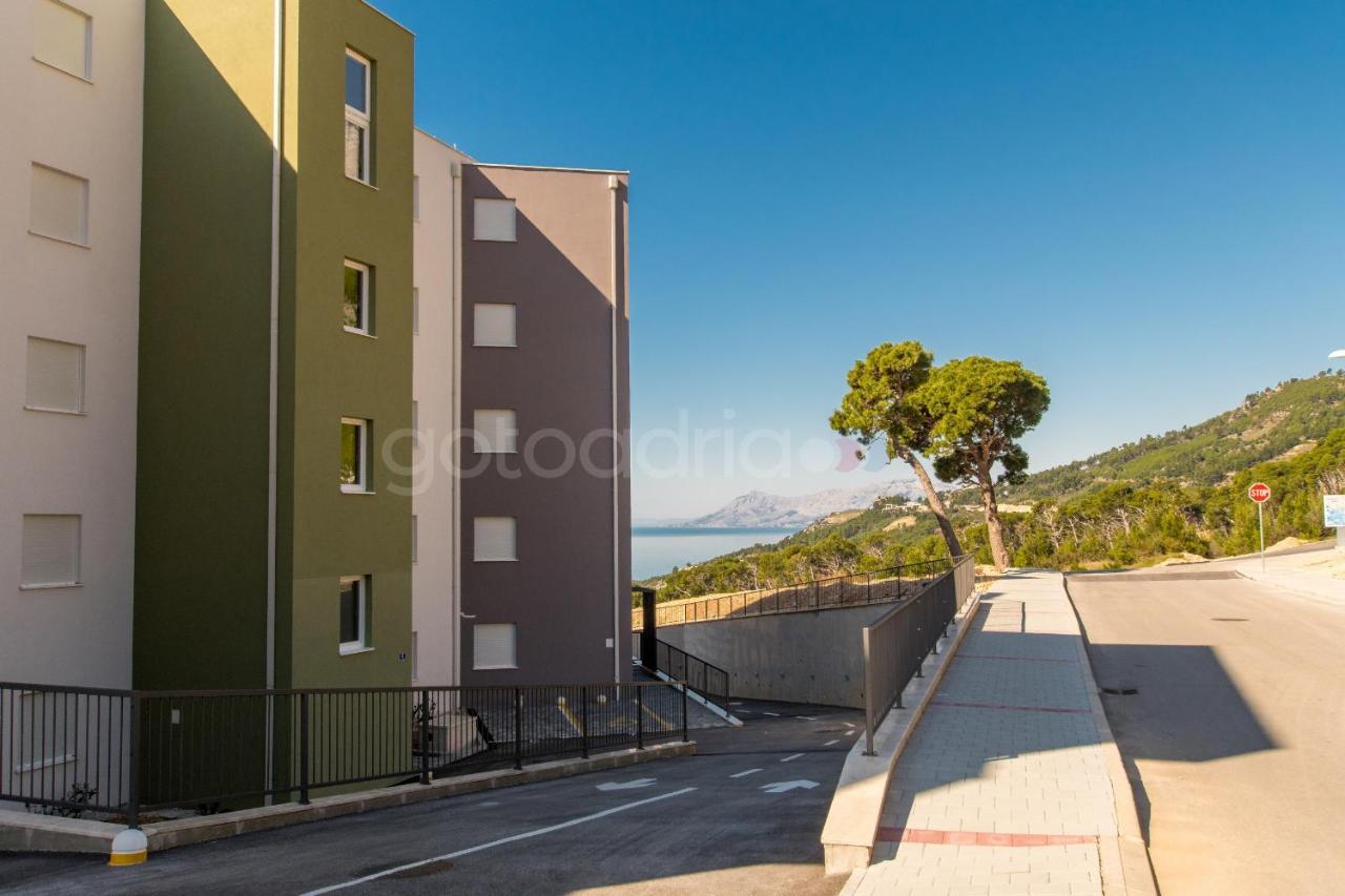 Exclusive Penthouse Big Blue With Private Jacuzzi Apartment Makarska Exterior foto