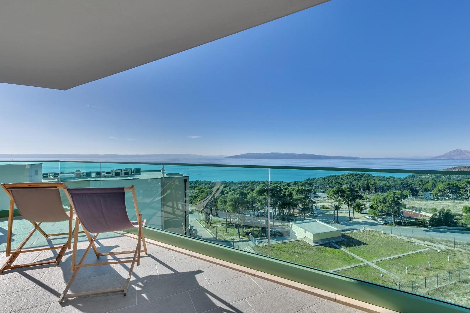 Exclusive Penthouse Big Blue With Private Jacuzzi Apartment Makarska Exterior foto