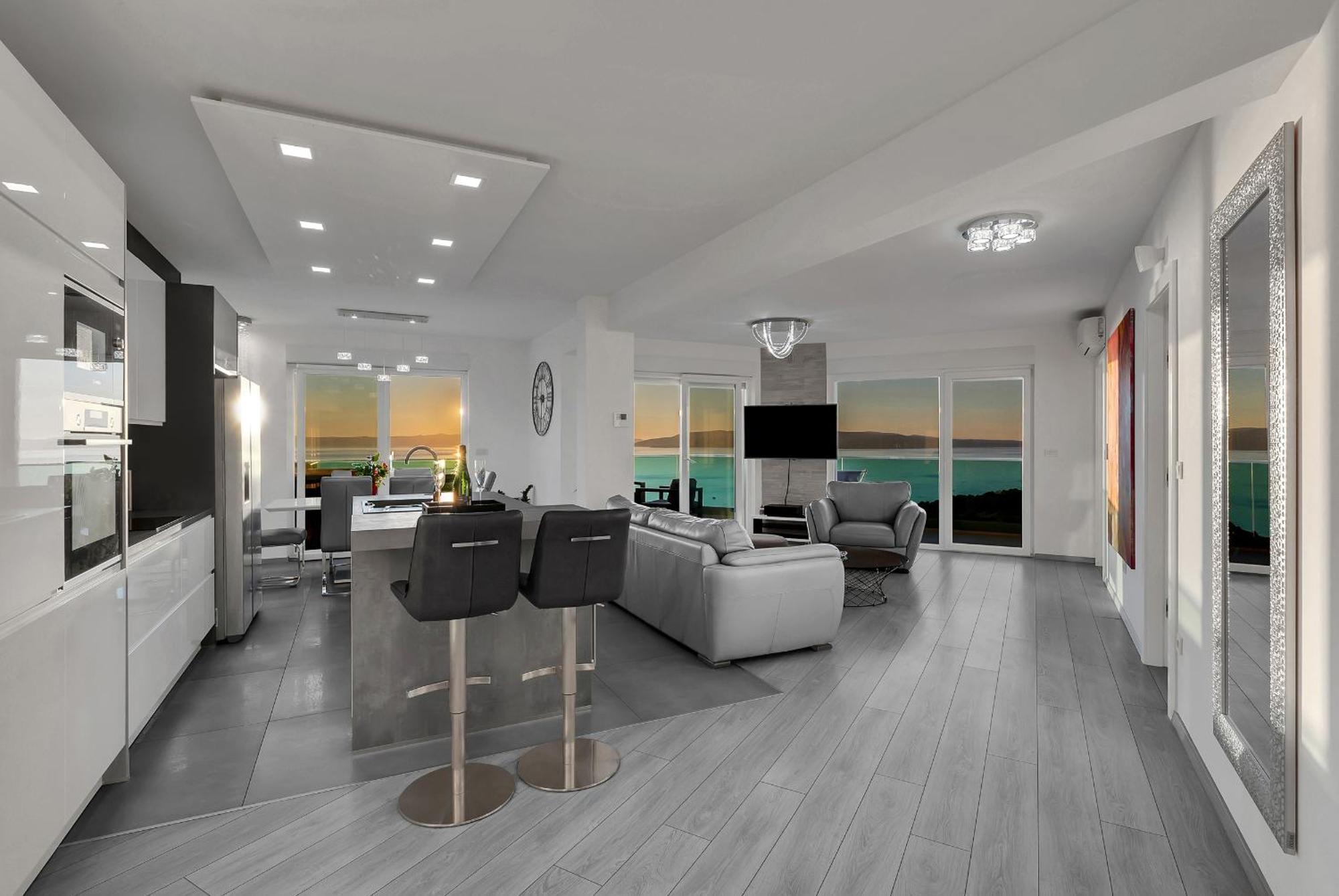 Exclusive Penthouse Big Blue With Private Jacuzzi Apartment Makarska Exterior foto