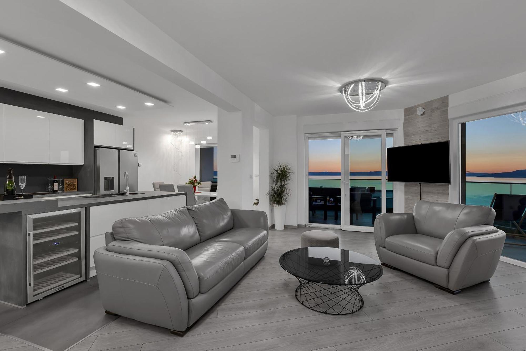 Exclusive Penthouse Big Blue With Private Jacuzzi Apartment Makarska Exterior foto