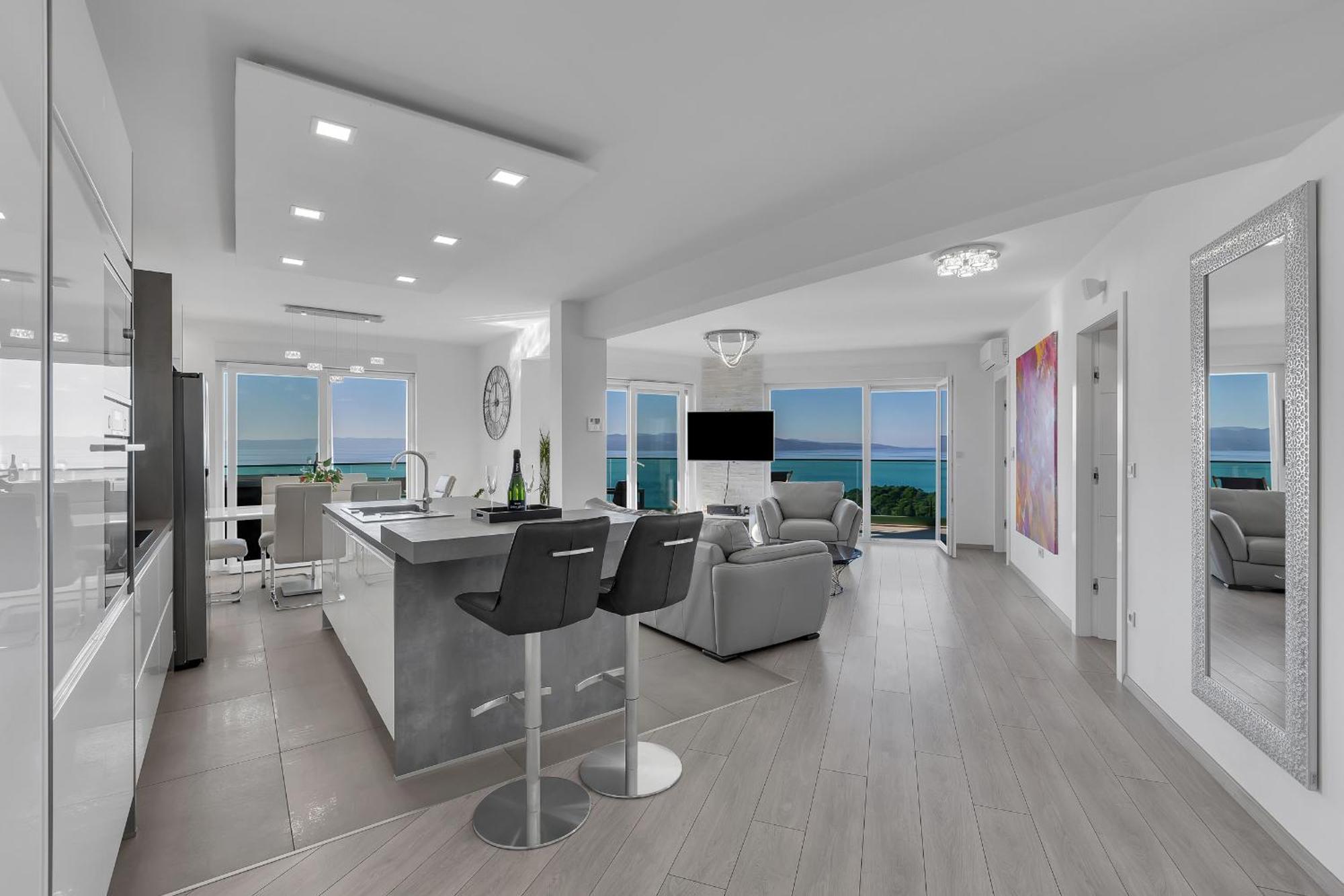 Exclusive Penthouse Big Blue With Private Jacuzzi Apartment Makarska Exterior foto