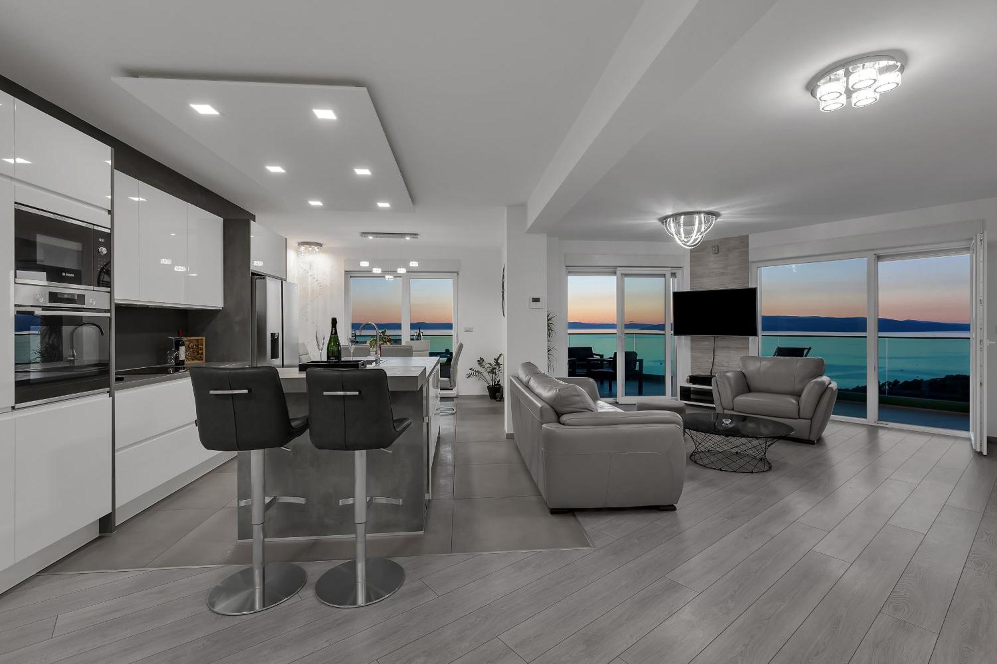Exclusive Penthouse Big Blue With Private Jacuzzi Apartment Makarska Exterior foto
